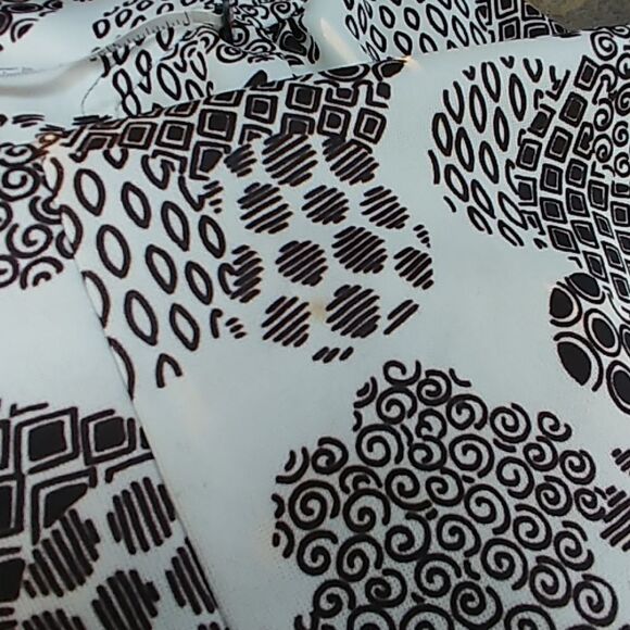 Sleeveless Black White 60s 70s Mod Belted Dress - Picture 4 of 6